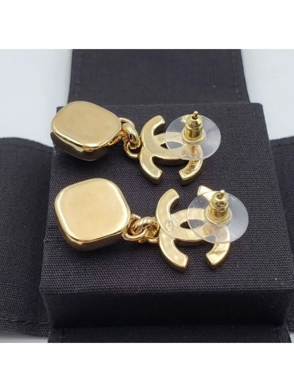 CHANEL Brand New Earrings 675-080824